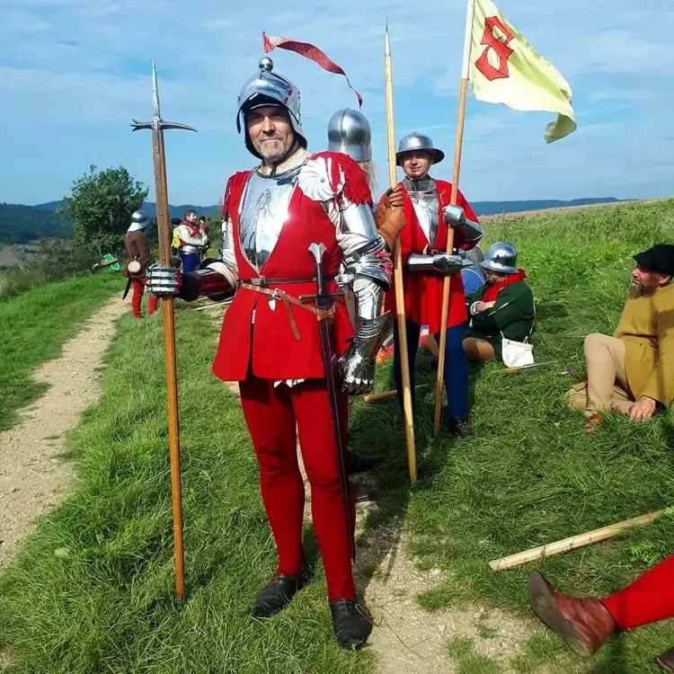 Die Ritter: mit Andrej Pfeiffer-Perkuhn vom Geschichtsfenster